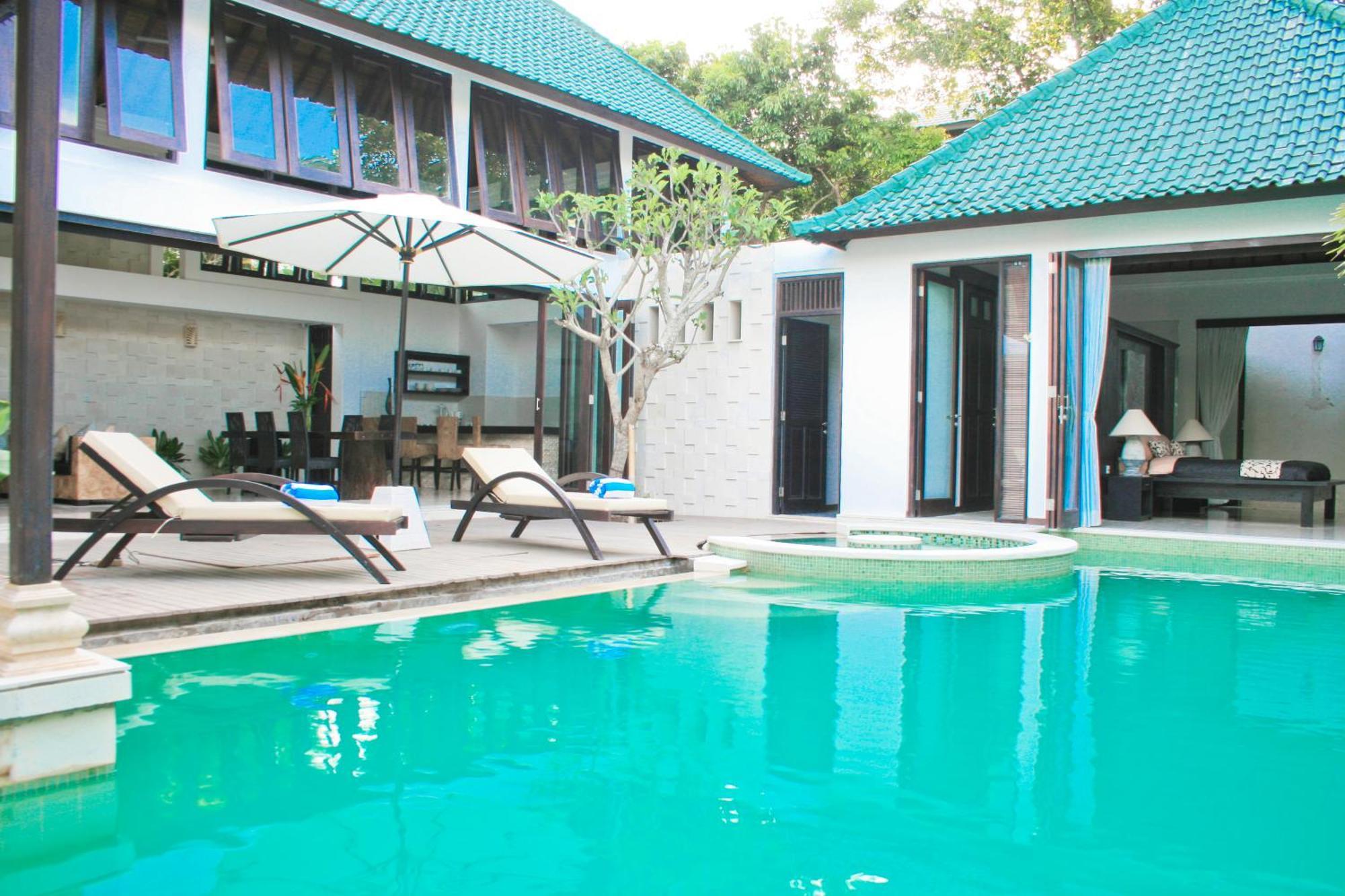 Artemis Villa Hotel Семиньяк Экстерьер фото