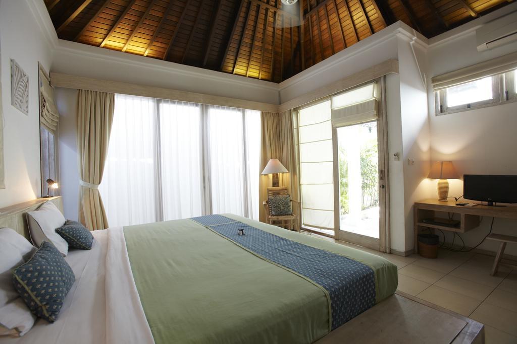 Artemis Villa Hotel Семиньяк Экстерьер фото